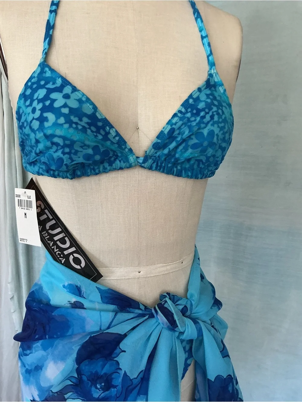 Studio by La Blanca dive into